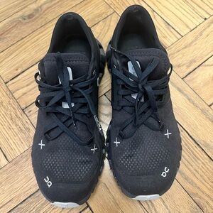 On Running womens Black Athletic Shoes